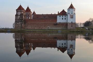 Отель Мирский Замок Мир